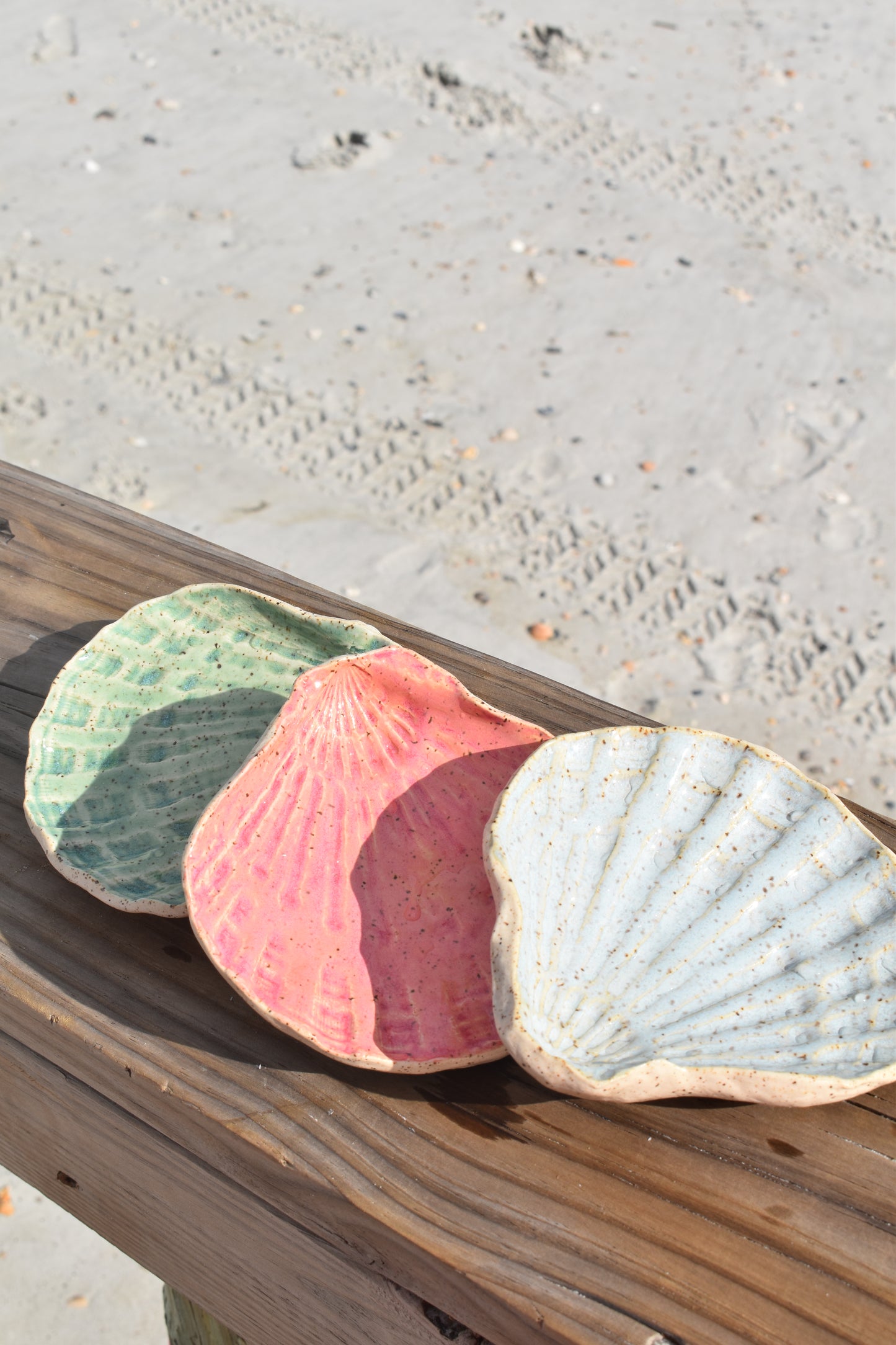 Speckled Ceramic Scallop Tray