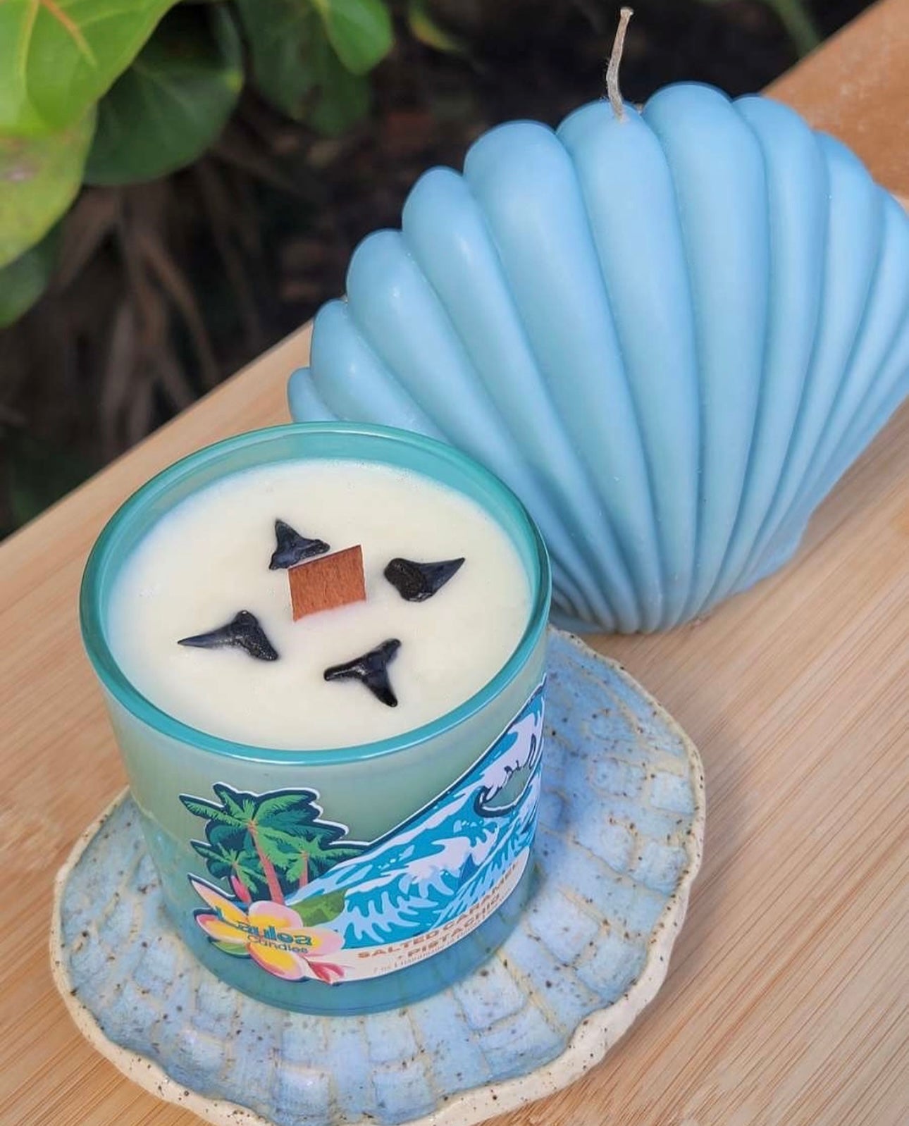 Speckled Ceramic Scallop Tray